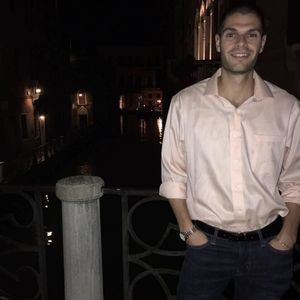 Meet your Posher, Derek